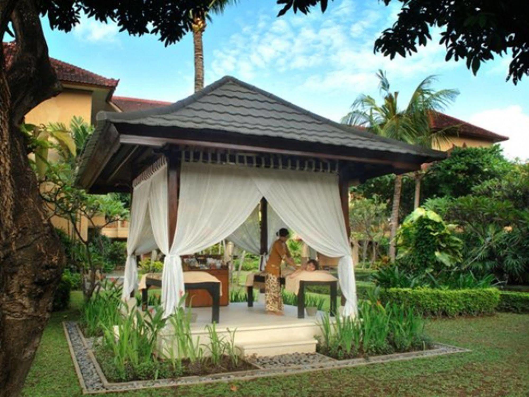 Dewi Sri Hotel Legian  Exterior photo